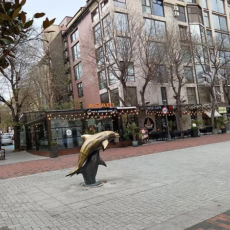 Privatunterkunft на пъпа на варна!